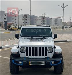 جيب جلاديتور